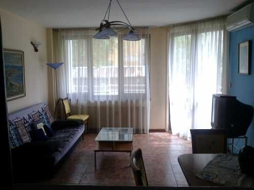 Дава се под наем Двустаен апартамент в София, Център - 65 кв.м за 600 € - Снимка #2