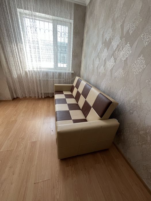 Диван, кожанный раскладной