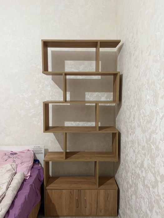 Продаю стеллаж для дома