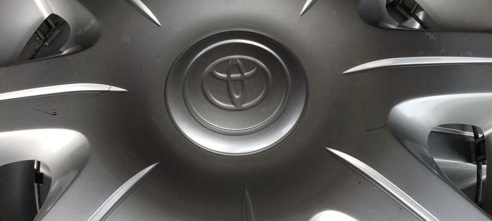 Колпаки на toyota 15-14 дюим.