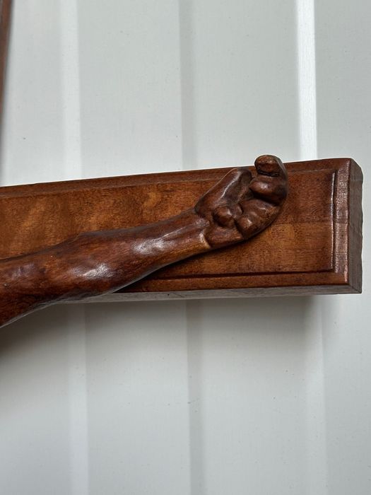 Crucifix din lemn de maslin