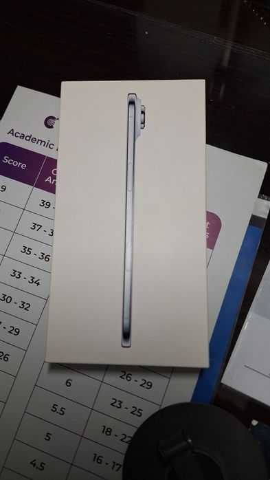 Iphone 17 air (sky blue)