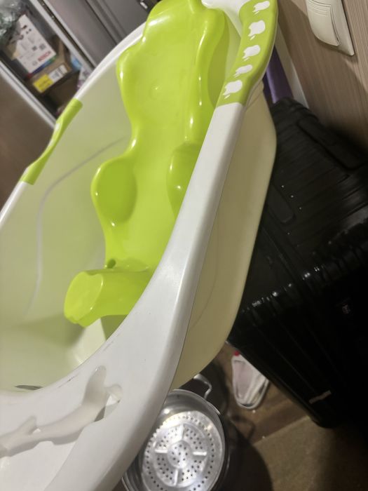 Продам ванночку для купания