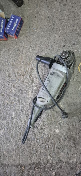 Болгарка 230диск  б/у рабочая, после ремонта .