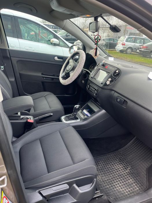 Masina de vanzare cu cutie automata