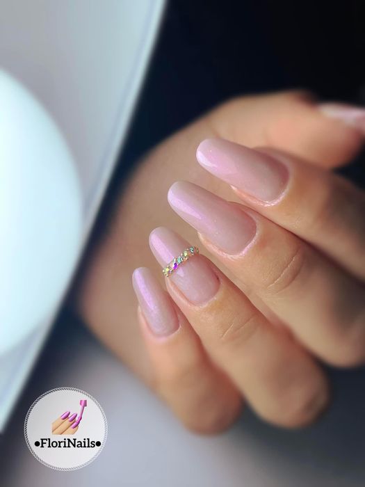 Manichiura/unghii cu gel