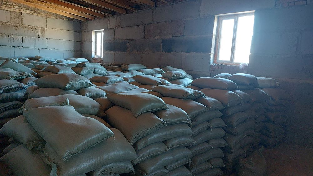 Продам Мука  Отруби и Дробилка для карма