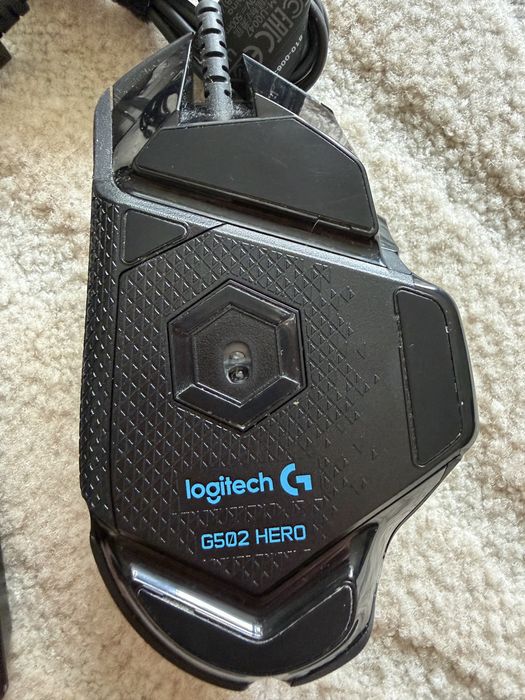 ROG Strix Scope PBT/ Logitec G502 Hero
