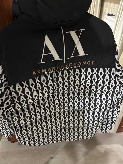 Куртка бренда A/X