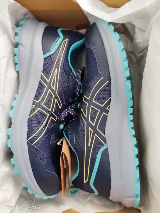 Маратонки a Asics 42 номер