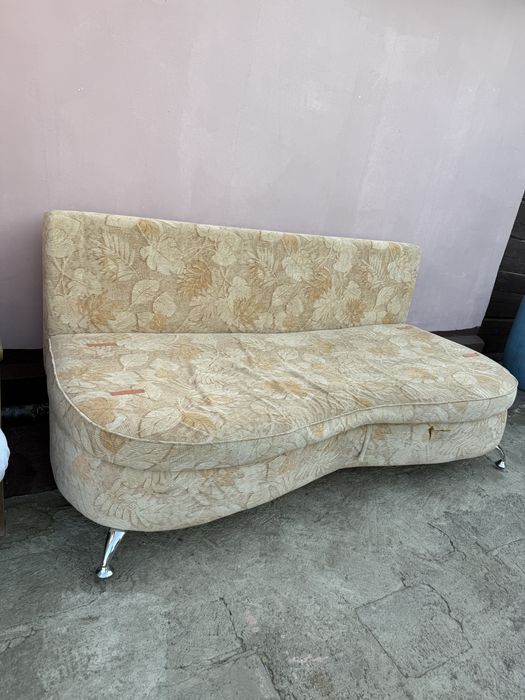Продам диван, б/у