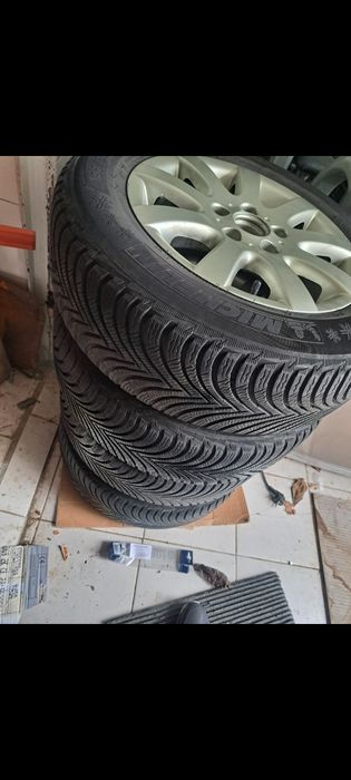 Ратанова щаига ратанова щайга джанти гуми зимни 195 65 15 панерчета ку
