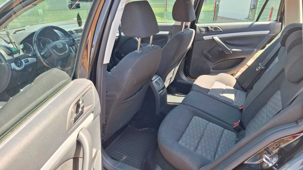 Skoda Octavia 2  Combi 1.6 TDI – 2012 Facelift – 258.000 km (Cotinuu rulaj ~ 20 km/zi)