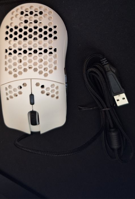 Гейминг мишка с кабел