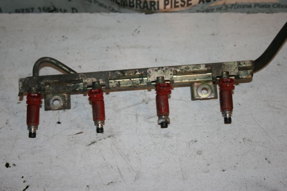 Rampa Injectoare Suzuki Jimny Wagon R 1.3 Benzina Motor G13BB
