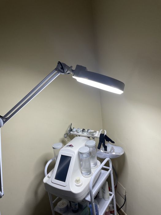 Vând hydraderm cosmetică  aparat 7 funcții