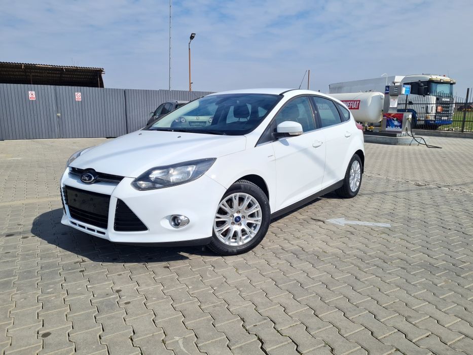 Ford Focus 1.6 benzină - 2012