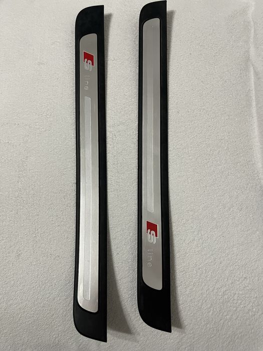 S-line интериорни лайсни за Audi A5 Sportback / A4 B8