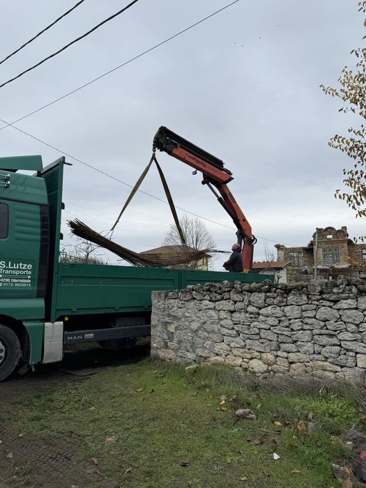 Транспорт с кран .