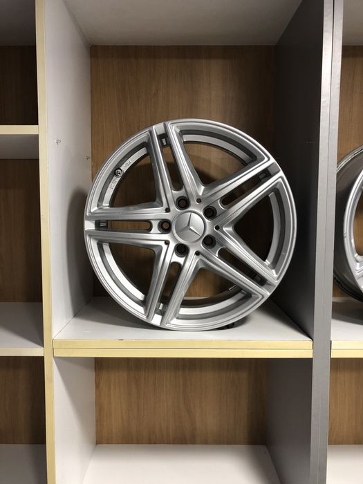 Jante Mercedes R 17