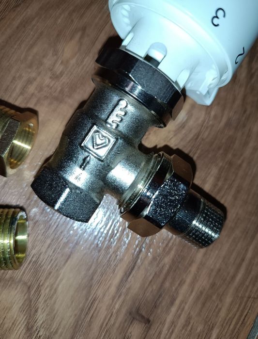 Robinet termostatic herz 3/8 + reducții 1/2