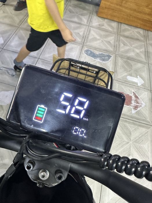 Продам электро скутерв хорошом состаянием