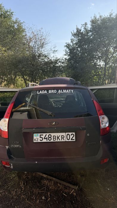 Машина лада приора 21713