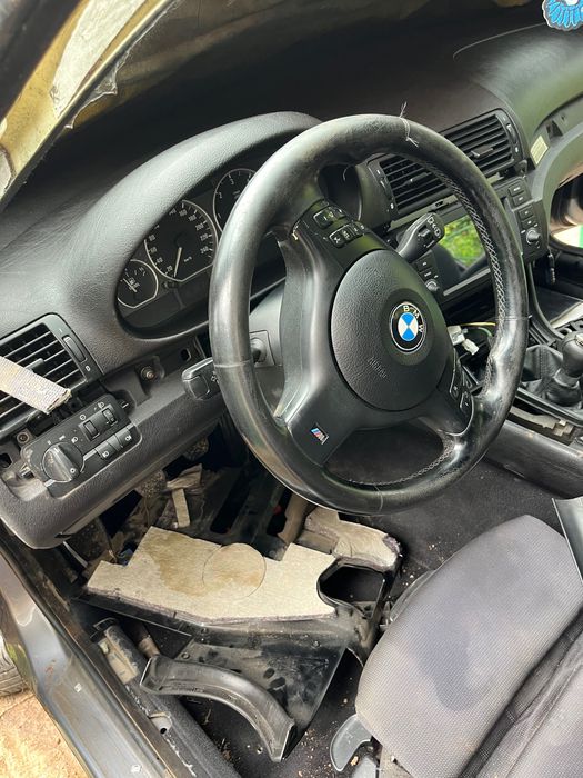 Продавам BMW e46 320d комби на части