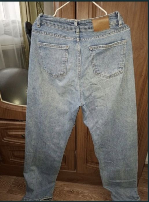 Отдам женские вещи