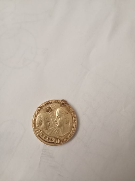 Медаль сотилади холати яхши