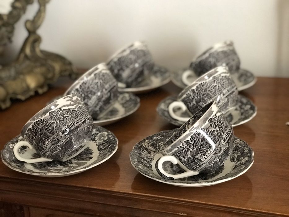 Set englezesc de caffea