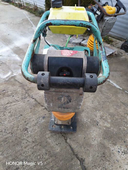 Mai compactor Ammann honda gx100