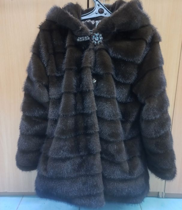 Шуба искусственная 46 размер