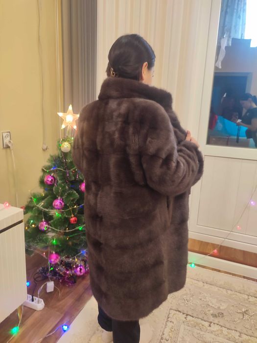 шуба.норковая рр46-48 б/у