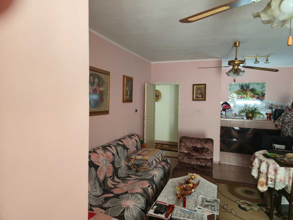 Продава се Двустаен апартамент в Долни чифлик - 77 кв.м за 2143 €/кв.м - Снимка #7