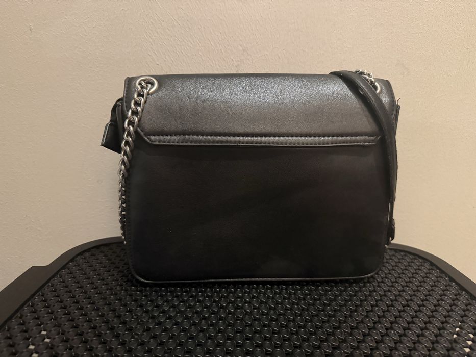 Дамска чанта черна