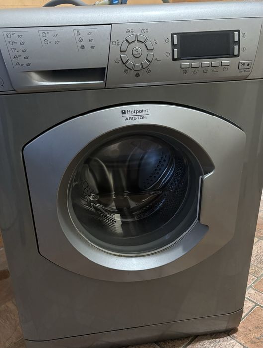 Пералня Hotpoint