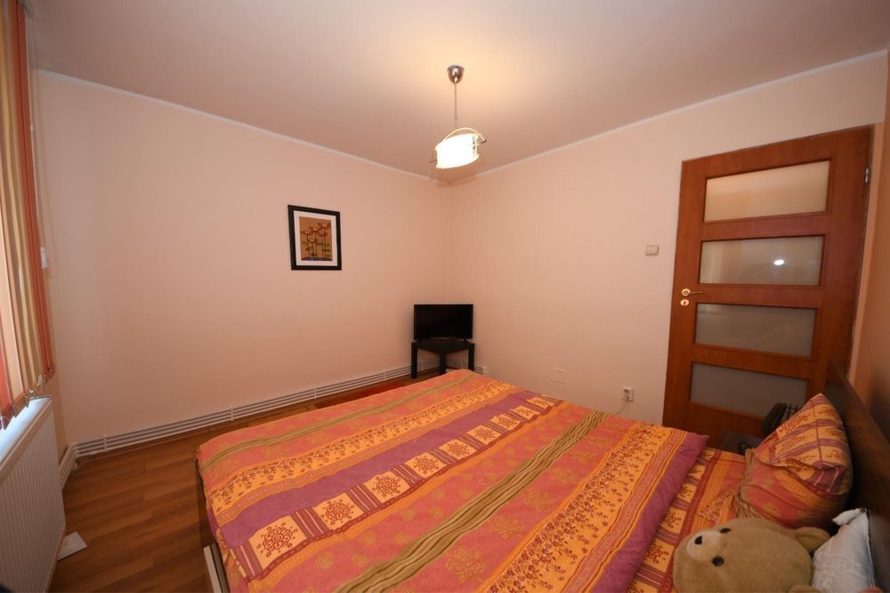 Inchiriez apartament IC Frimu