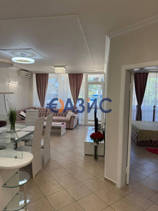 Продава се Двустаен апартамент в к.к. Слънчев бряг - 74 кв.м за 1609 €/кв.м - Снимка #6