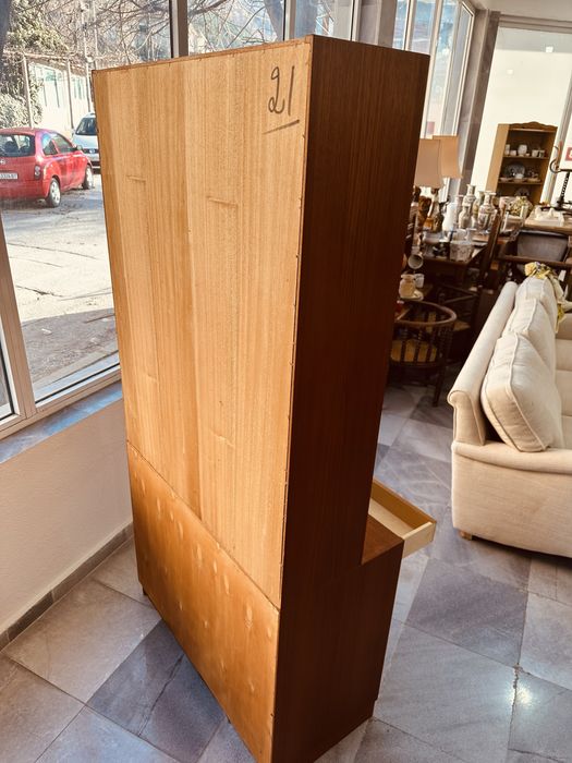 Датски винтидж шкаф / етажерка – Mid-Century Modern (1960–70 г.)