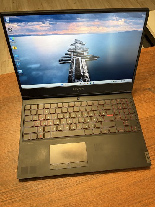 Lenovo i5-9 gtx 1650 4 Gb