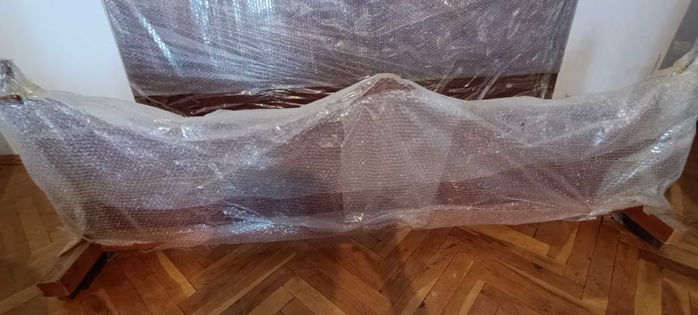 Продавам Ретро стил масивно легло от Орех