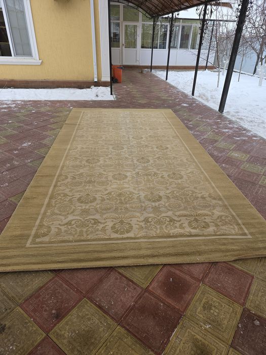 Әр түрлі б/у кілемдер /ковёр/