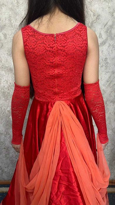 Платье для бальных танцев