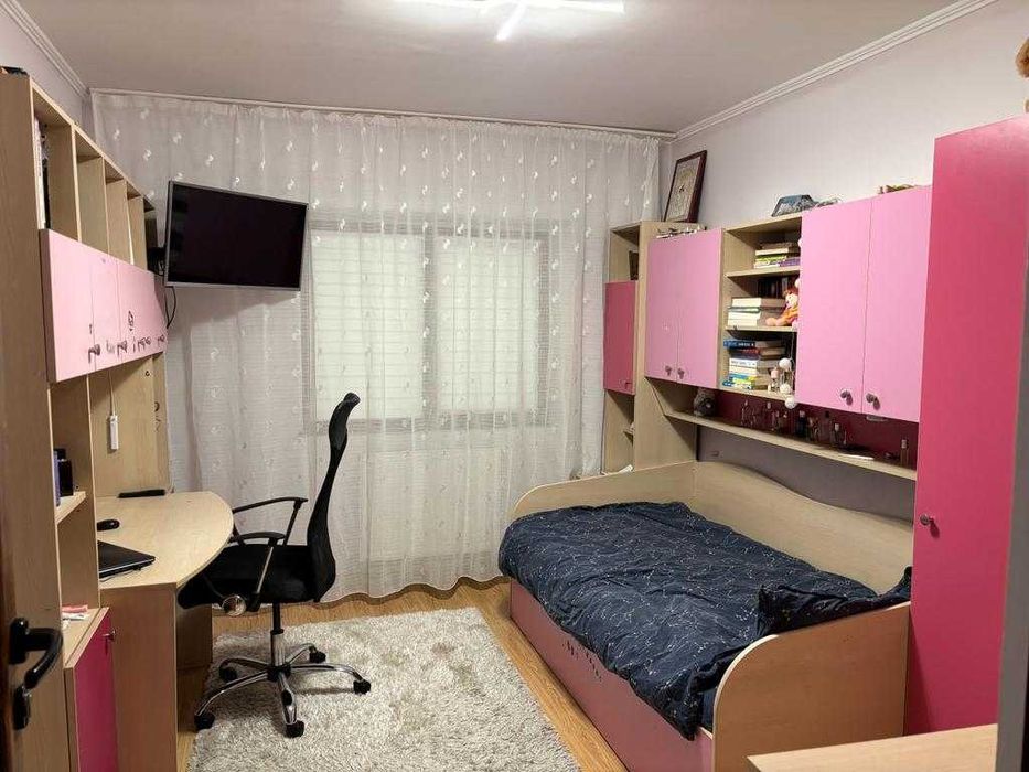 Apartament 4 Camere Decomandat – Pacurari Lukoil