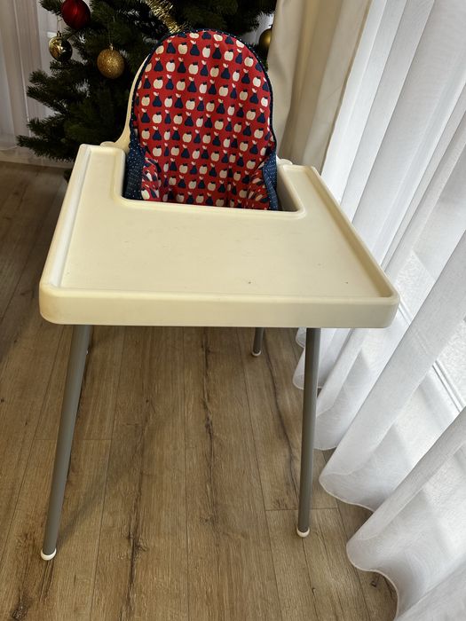 Детско столче за храна с възглавничка