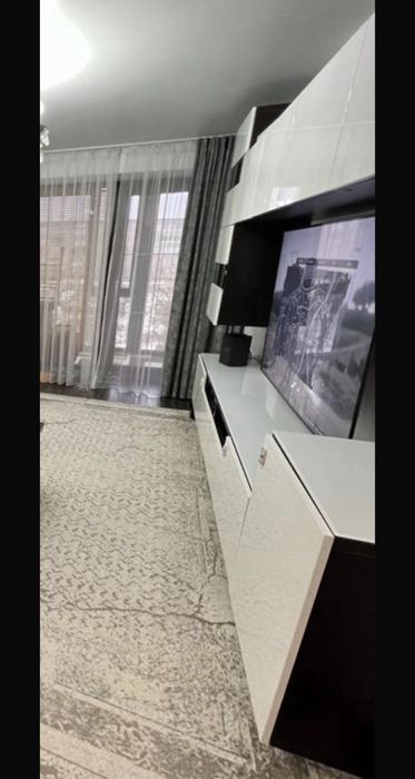 Стенка в зал (белая)