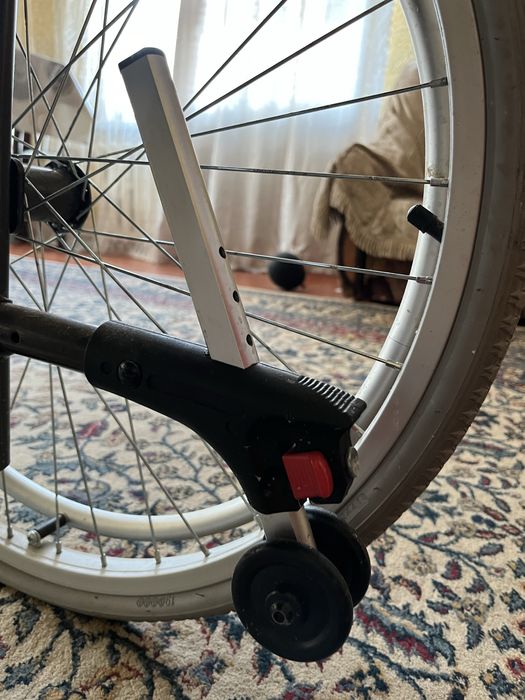 Кресло-коляска(складное)