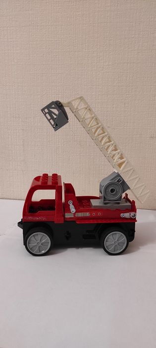 Машинка конструктор