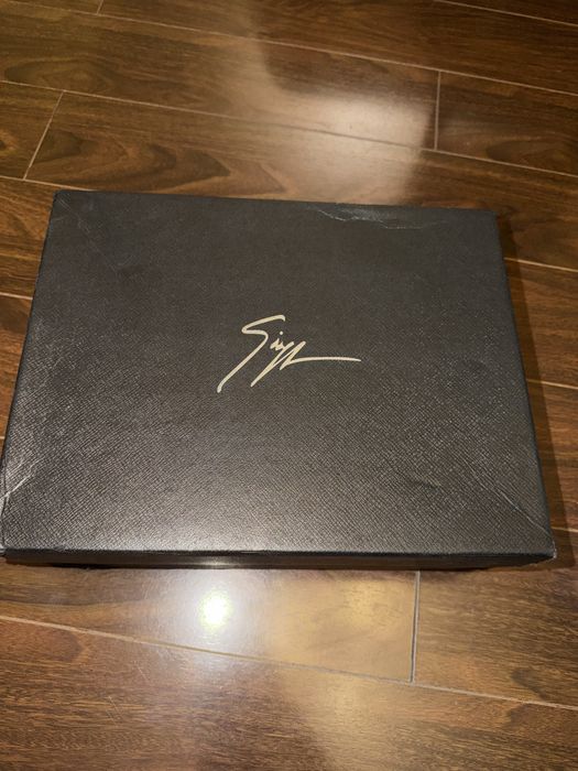 Giuseppe Zanotti May London